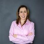 אלפא מלווה אנשים בהצלחה בהגשמת חלומות פיננסים עם טל קדוש