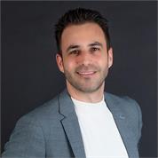 אורי שדה עו"ד מקרקעין  נדל"ן - מסחרי - חברות