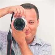 עופר עברי VISUAL STORYTELLER