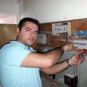 אורי מאיר עבודות חשמל