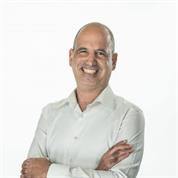 ניר זילכה - מתכנן פיננסים ופרישה