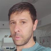 ידיים מקשיבות