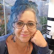 להגיע קרוב - רזיה יחזקאלי מטפלת רגשית ומאמנת מאסטר טריינר NLP