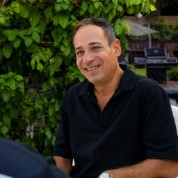 אלון שמש- מטפל רגשי ומאמן להתפתחות אישית