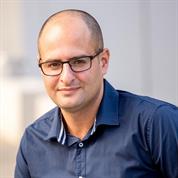עמית בסון יועץ בטיחות אש