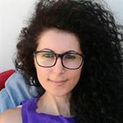 לורינה בין - יוצרת מנחה מטפלת