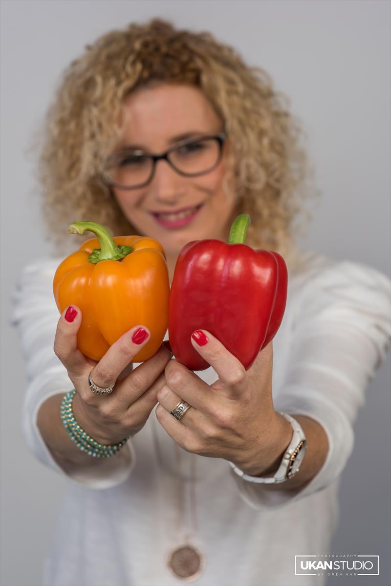 סטיילינג אישי & איפור מקצועי & אווירה לצילומי-תדמית וקונספט