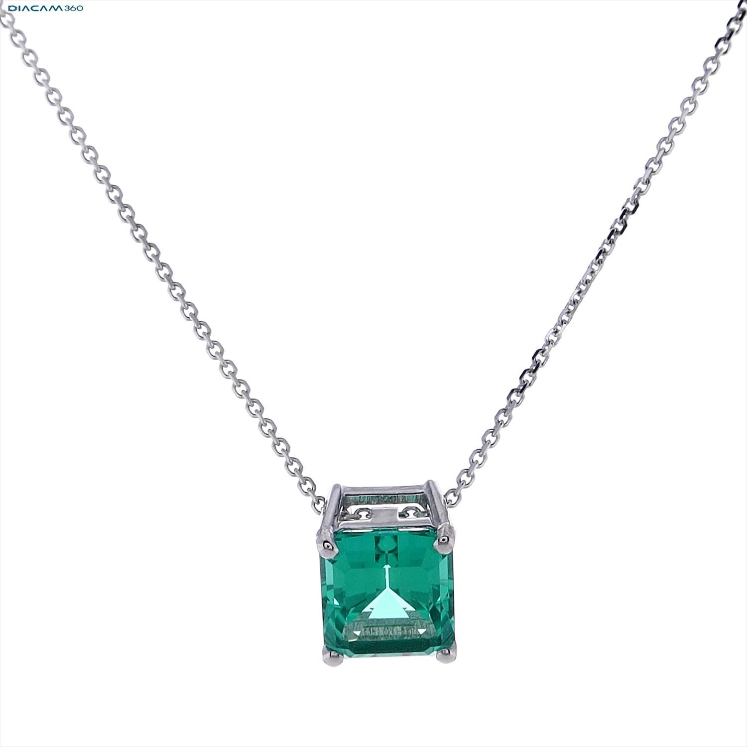 שרשרת תליון משובץ יהלום בחיתוך אמרלד.pendant set with an emerald shaped diamond
