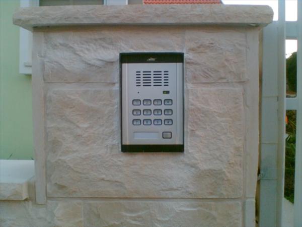 אינטרקום משולב קודן