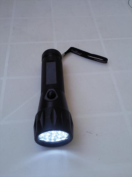 פנס יד 17 LED ( נורות )