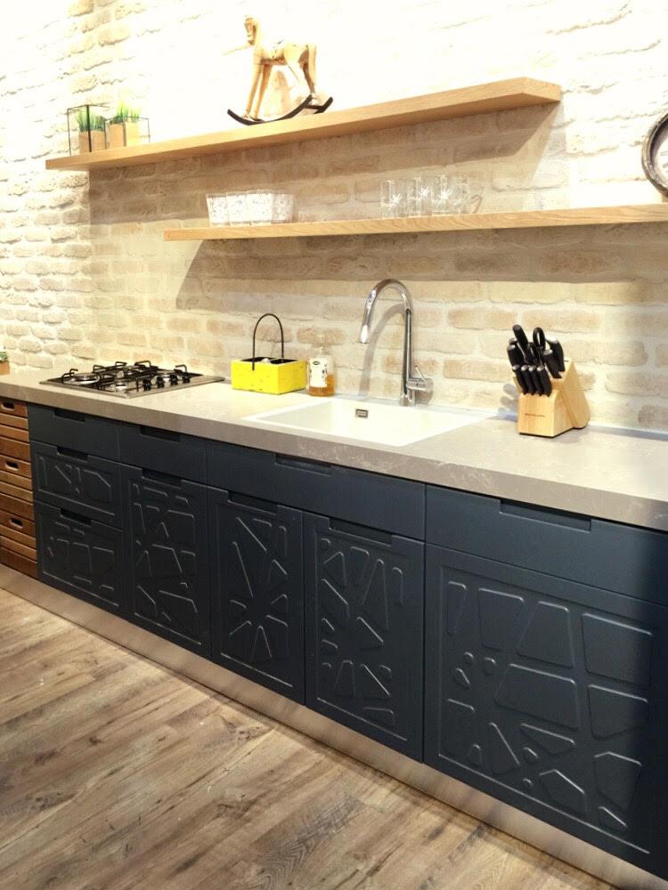 אולם תצוגה MOBILA KITCHENS בכפר סבא