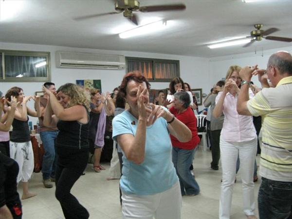 תמונות מסדנת צחוק בביז