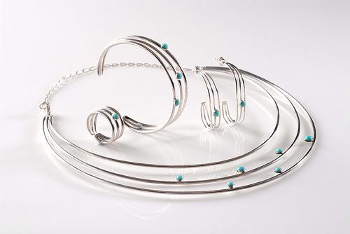 TOURQISE STRINGS
