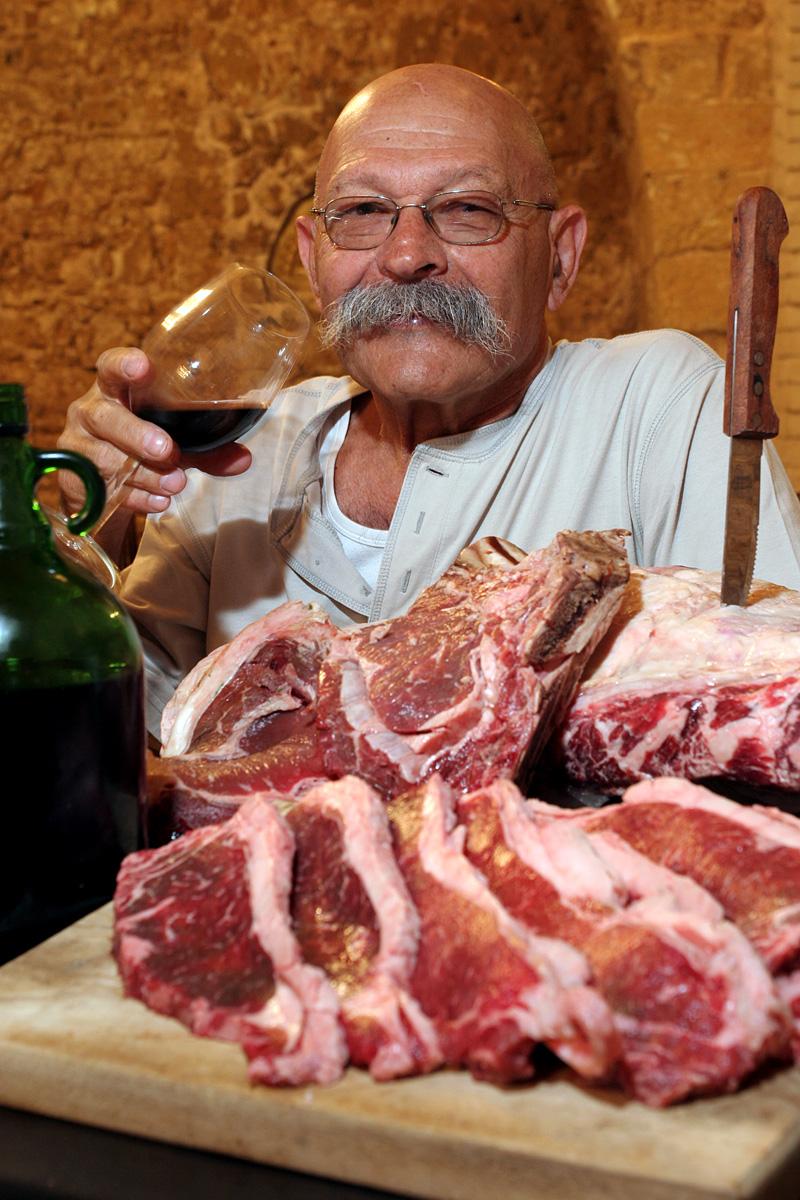 דני ברנד, מסעדת רק בשר