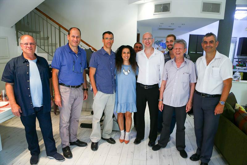 לא לנשים בלבד...