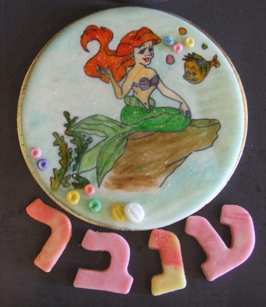 משטח מצוייר לקישוט עוגה