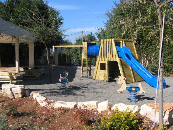 תכנון גן משחקים לפעוטות בשכניה