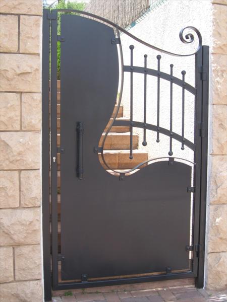 שער מעוצב