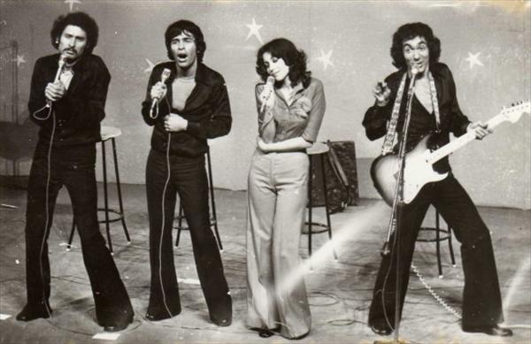 1976