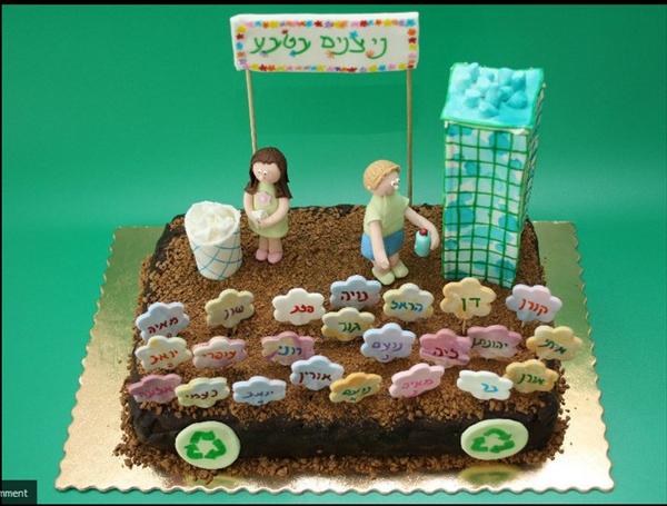 עוגה מעוצבת בבצק סוכר - מסיבת סיום