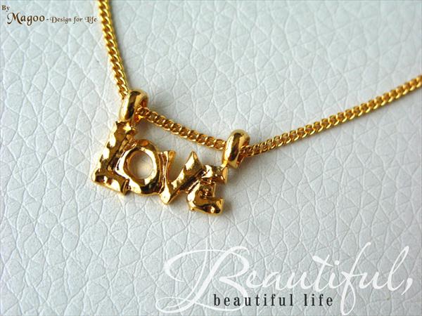 שרשרת LOVE