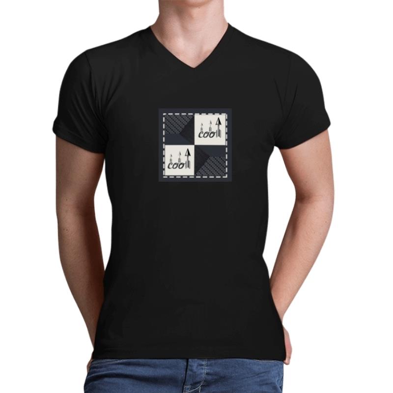 חולצת גברים ריבוע חצים גבר צווארון V עיצוב O.M design