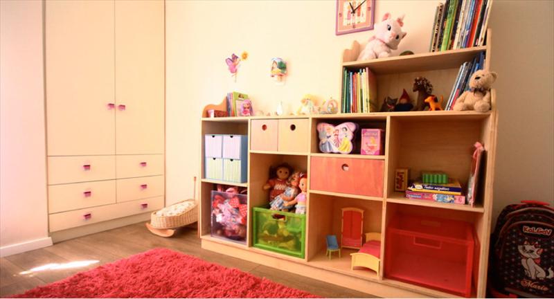 עיצוב חדר לילדה הכולל תכנון רהיטים
