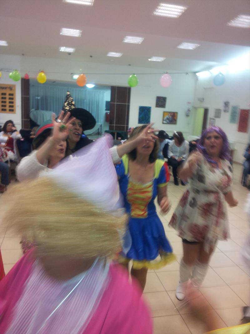 הנחייה למסיבת עובדים