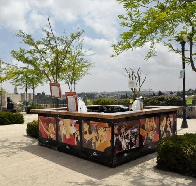 מבחר ברים מודולרים בגדלים וסגנונות שונים על פי קונספט האירוע