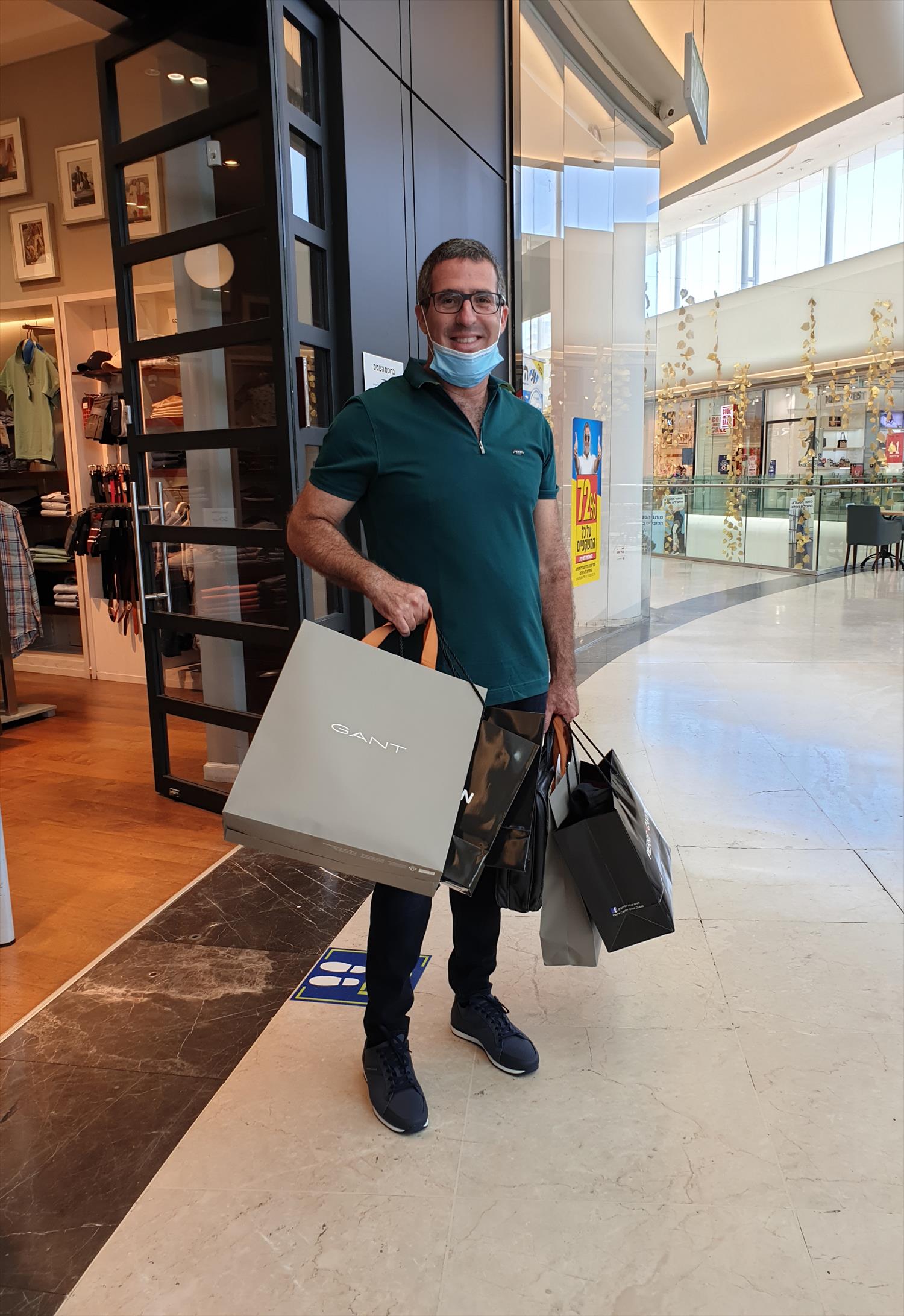 ייעוץ סטיילינג לגברים ויום שופינג איכותי יחד עם סטייליסטית לגברים - שרון חנן
