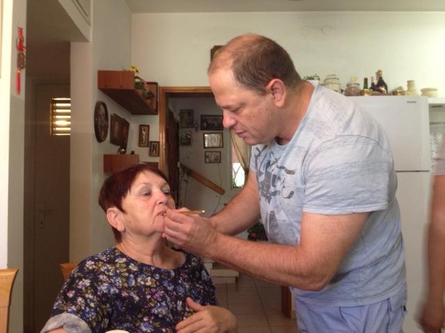 איפור לאירוע, עד אליך