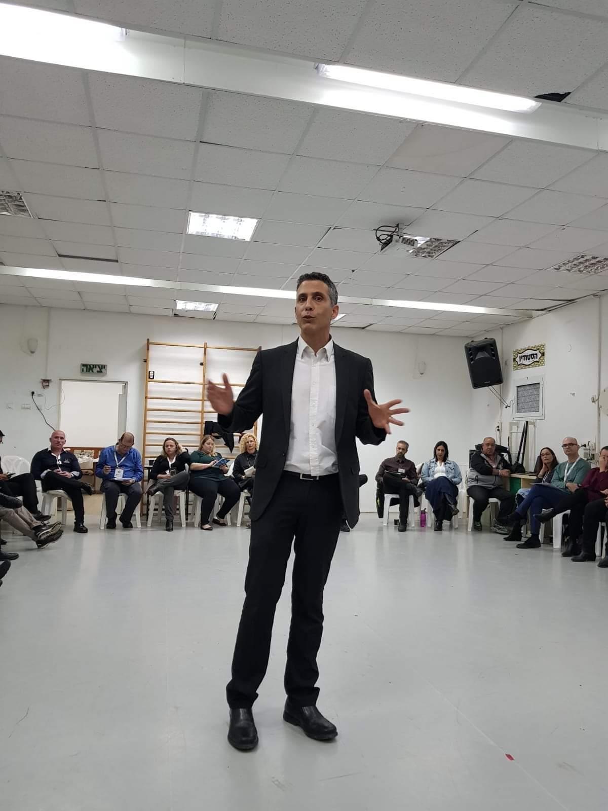 משרד עורכי דין ונוטוריון המתמחה בדיני מקרקעין ברמת גן דורון לויטה חיים מזור עסקאות נדלן מרכז הארץ