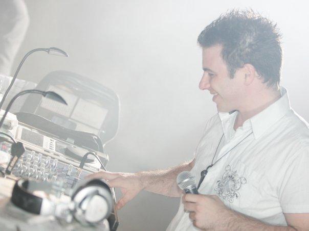 Dj Gal Goldwasser