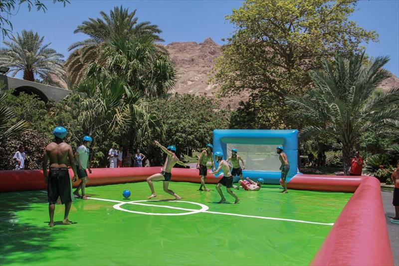 קיבוץ עין גדי