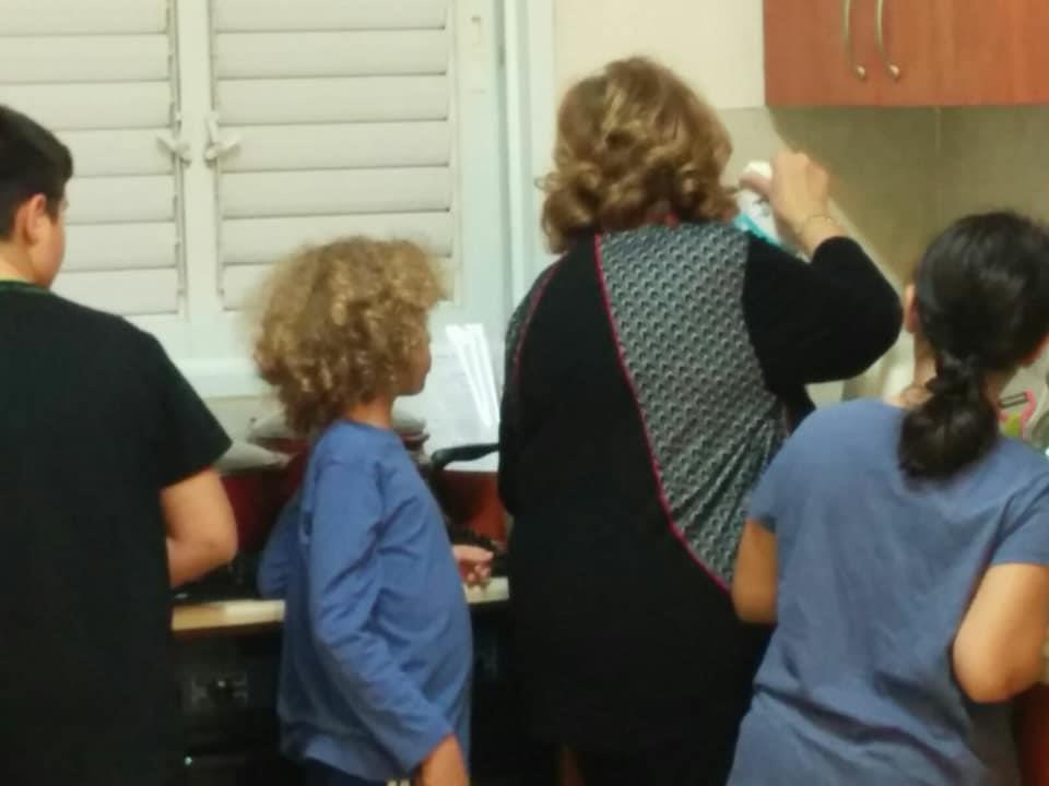 רות שפיר - סדנת בישול בריא לילדים ונוער