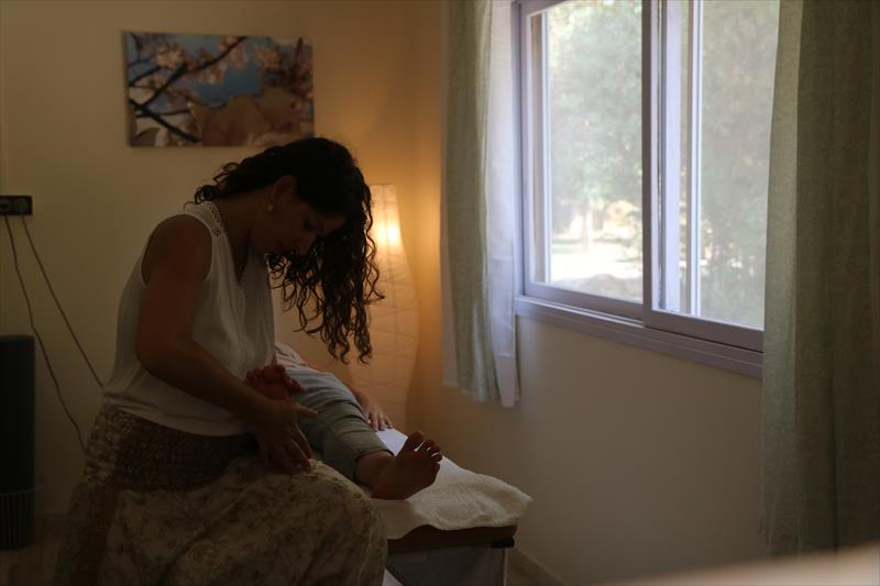 כף הרגל היא בסיס הגוף שלנו. כדאי להפנות תשומת לב