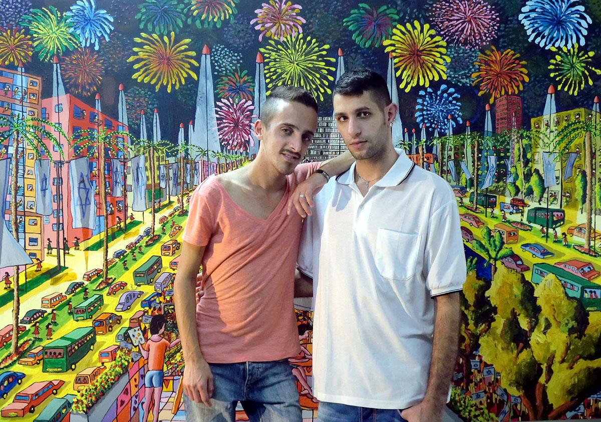 מאפייני הציור הנאיבי של הצייר רפי פרץ ציורי תל אביב ציור נוף אורבני נאיבי ישראלי