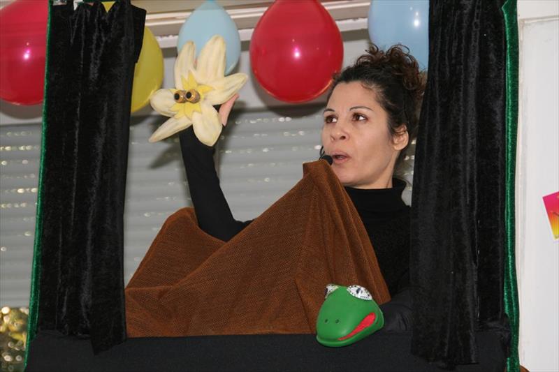 נרקיס מלך הביצה- לוין קיפניס