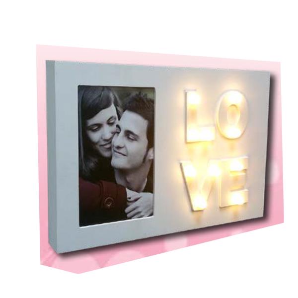 מסגרת מוארת love