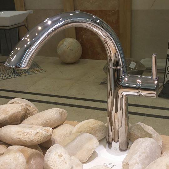 ברז קשת לכיור מונח