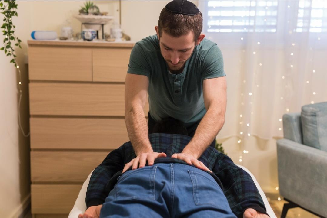 טיפול טווינא ושיאצו