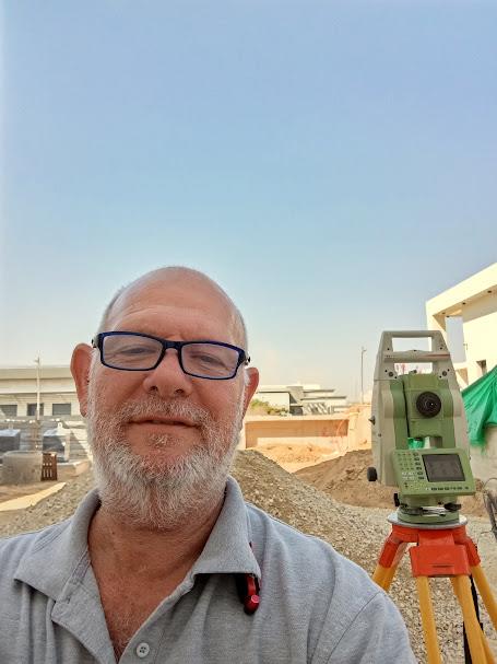 חשמלאי ומנהל עבודה מוסמך