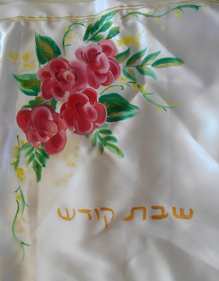 הכנות לקראת הקולקציה החדשה - ציור על בד