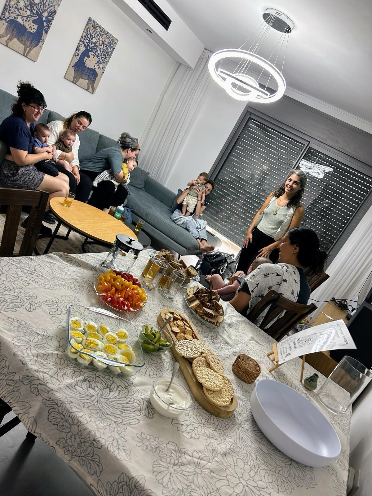 טיפול בעצמך ובתינוק לאחר הלידה