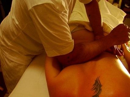לומי לומי-lomi lomi massage