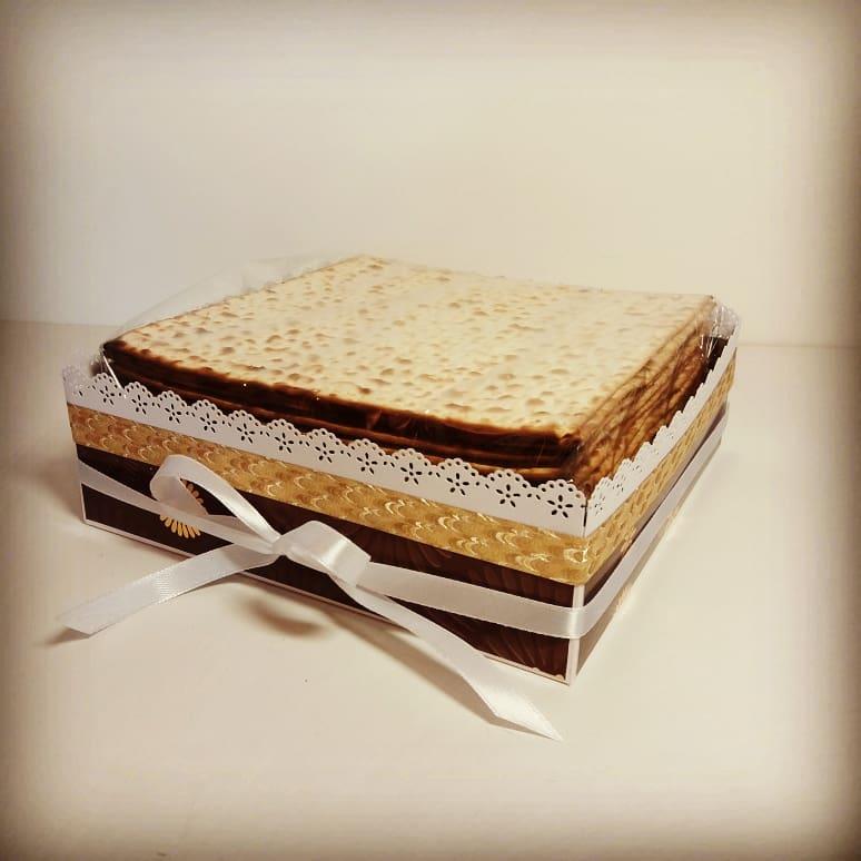 קופסה מעוצבת למצות