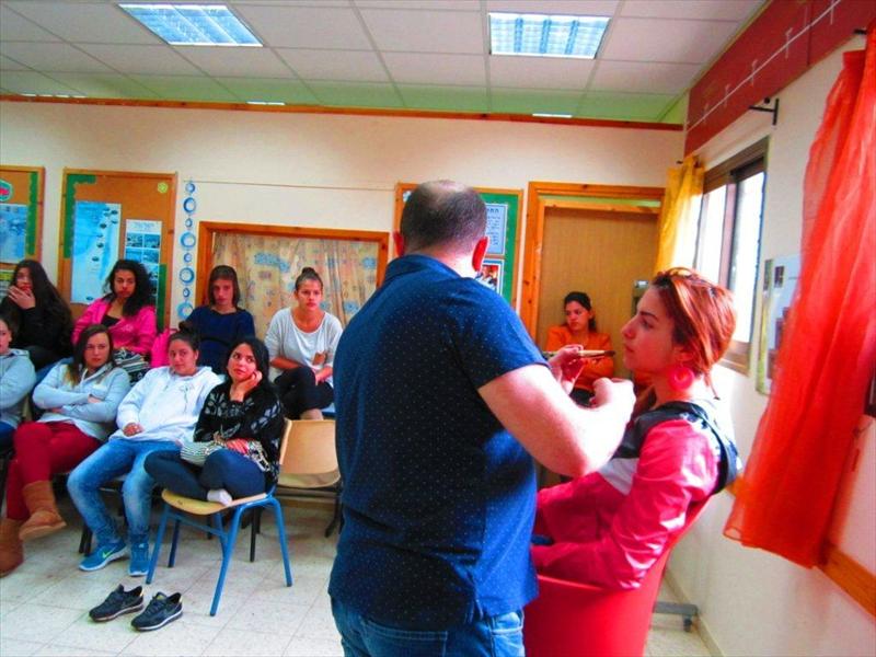 סדנת איפור קבוצתית