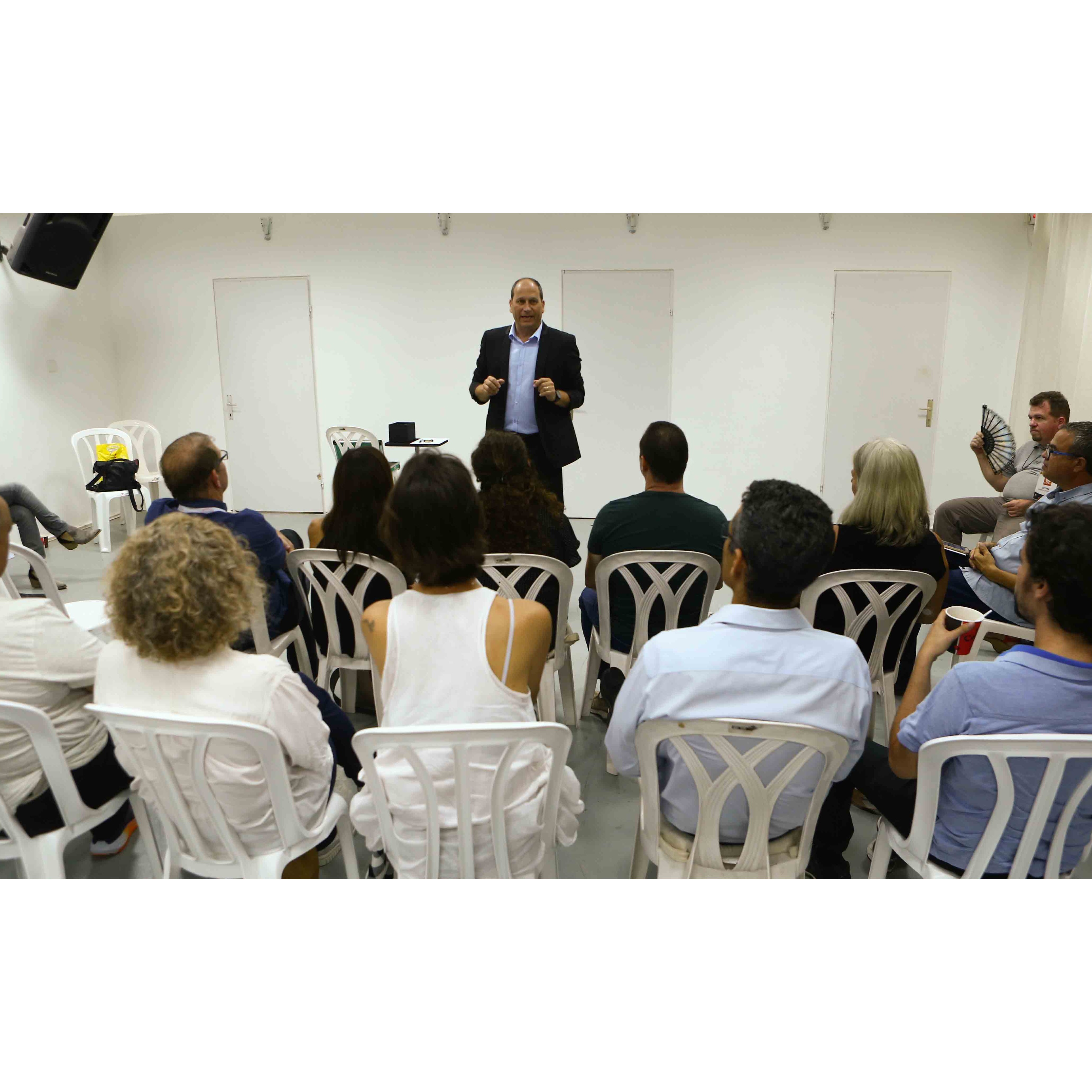 הרצאה - חשיבה יצירתית בעסקים