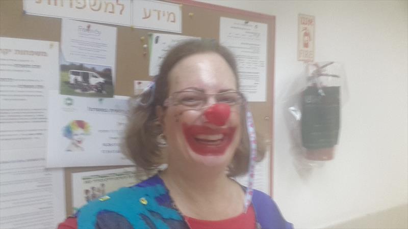 ליצנית רפואית