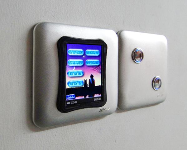 מתג LCD